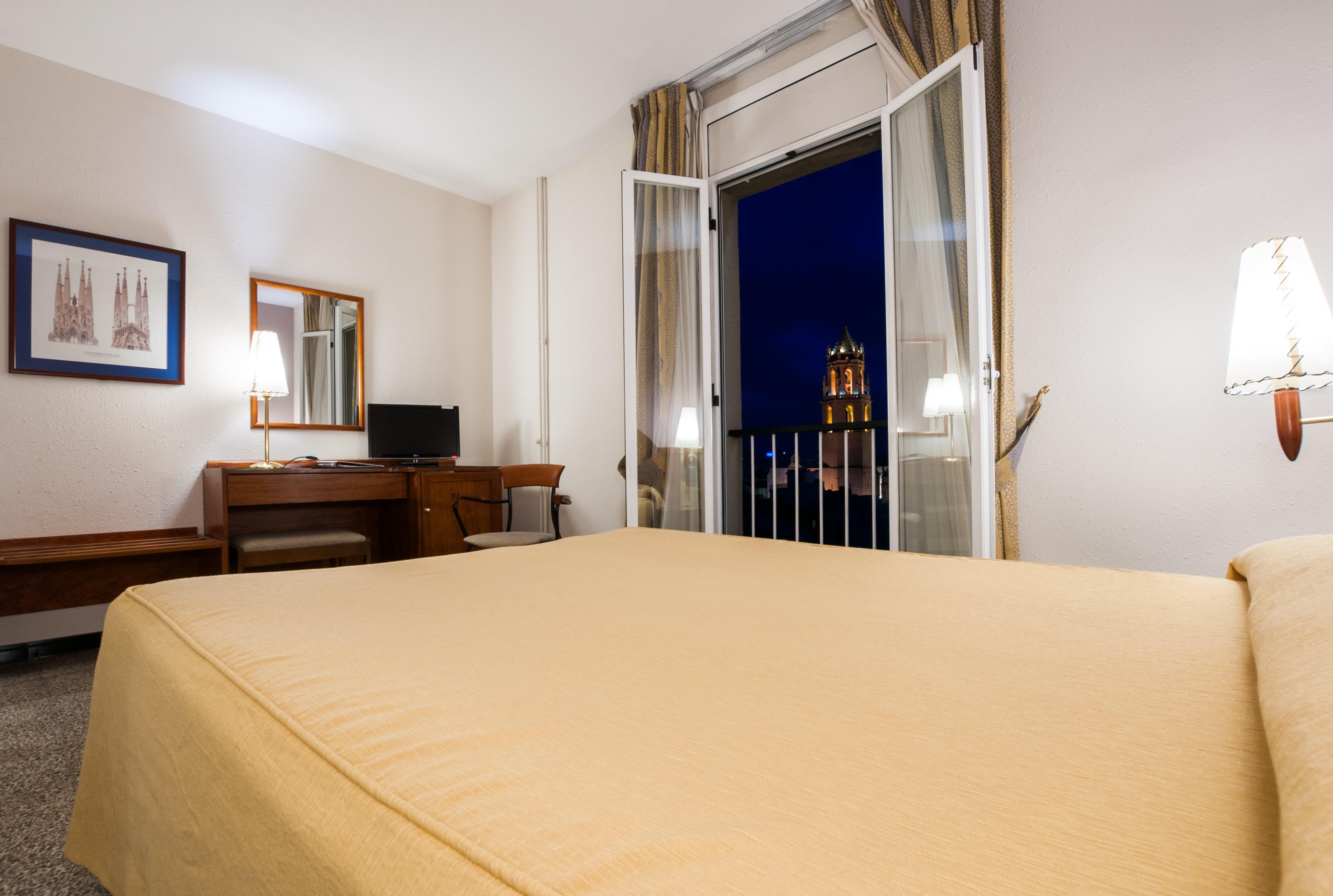 Hotel Gaudi Reus Eksteriør billede