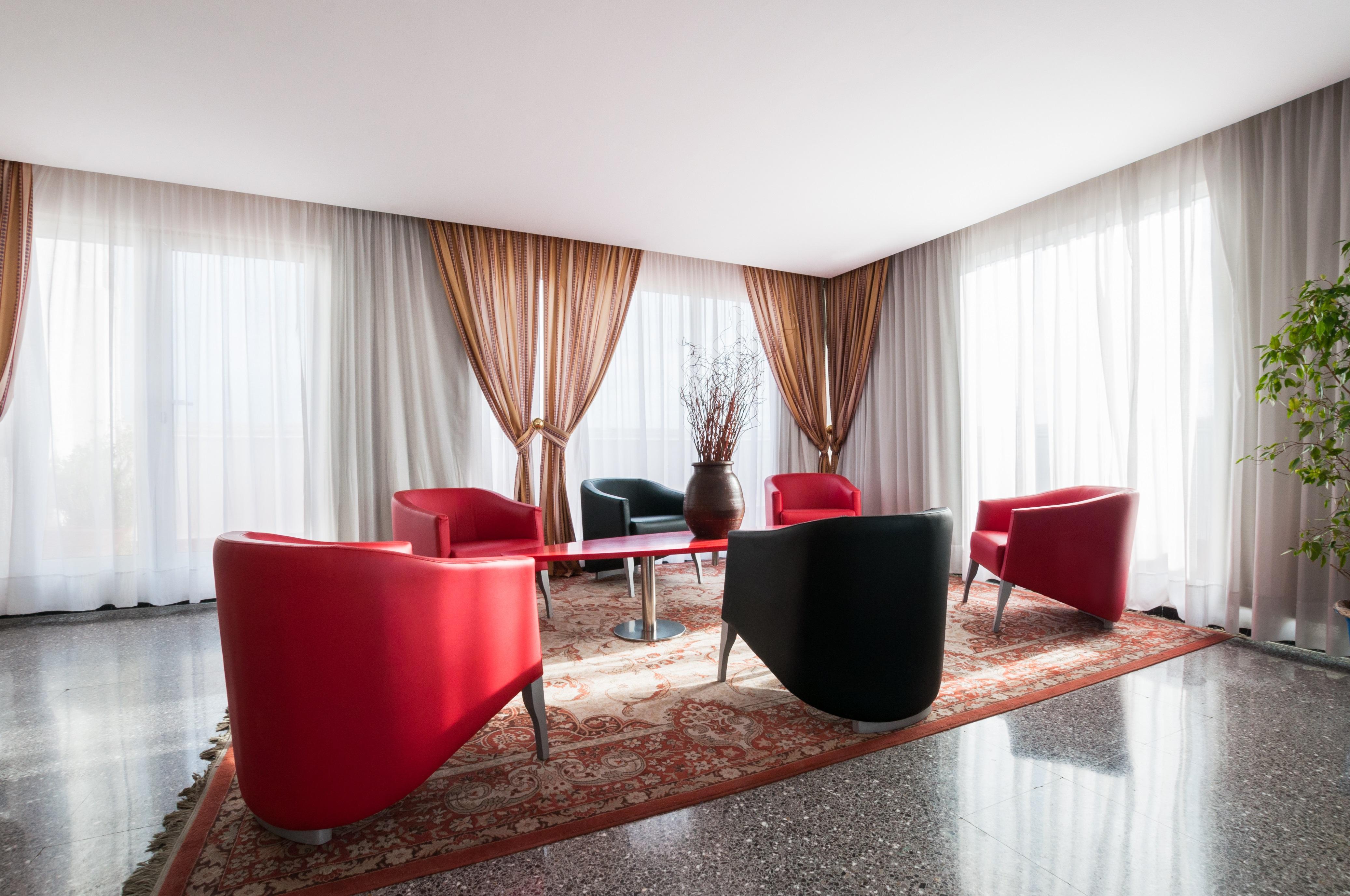 Hotel Gaudi Reus Eksteriør billede