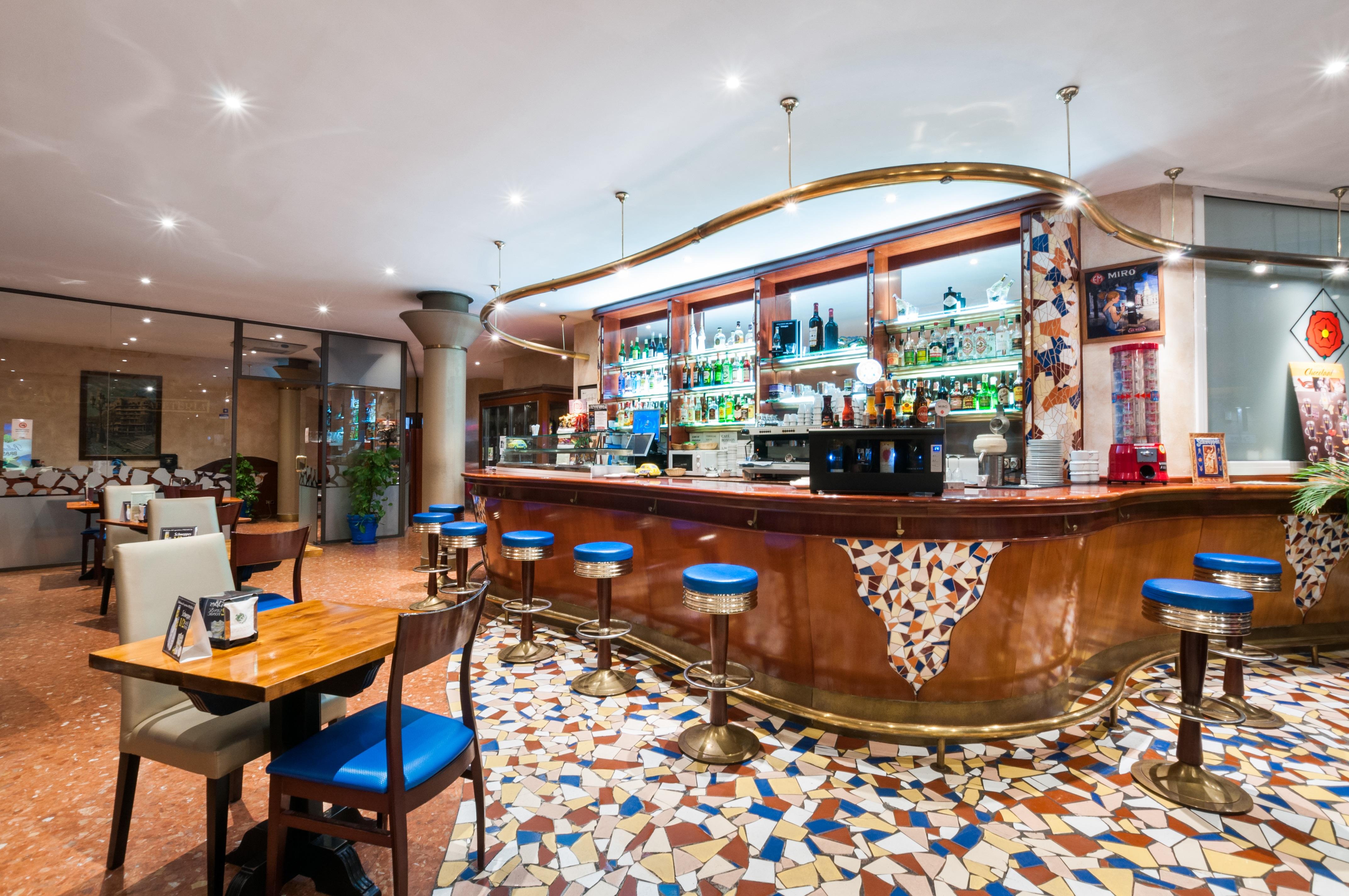 Hotel Gaudi Reus Eksteriør billede