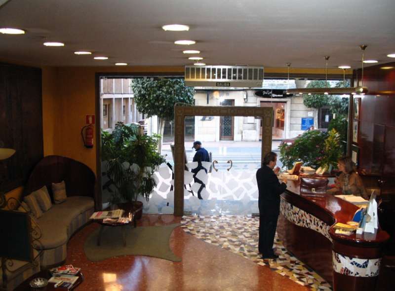 Hotel Gaudi Reus Eksteriør billede