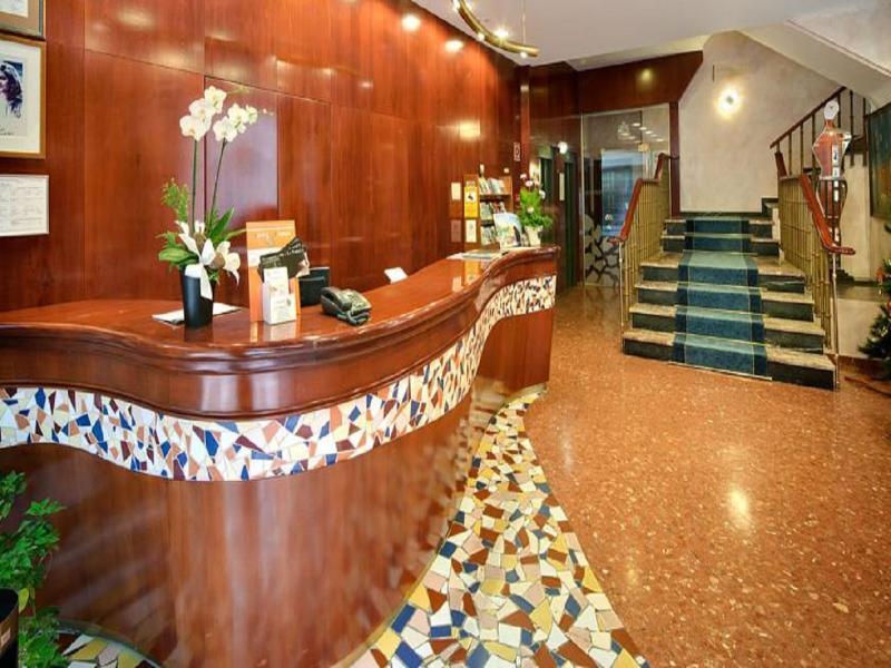 Hotel Gaudi Reus Eksteriør billede